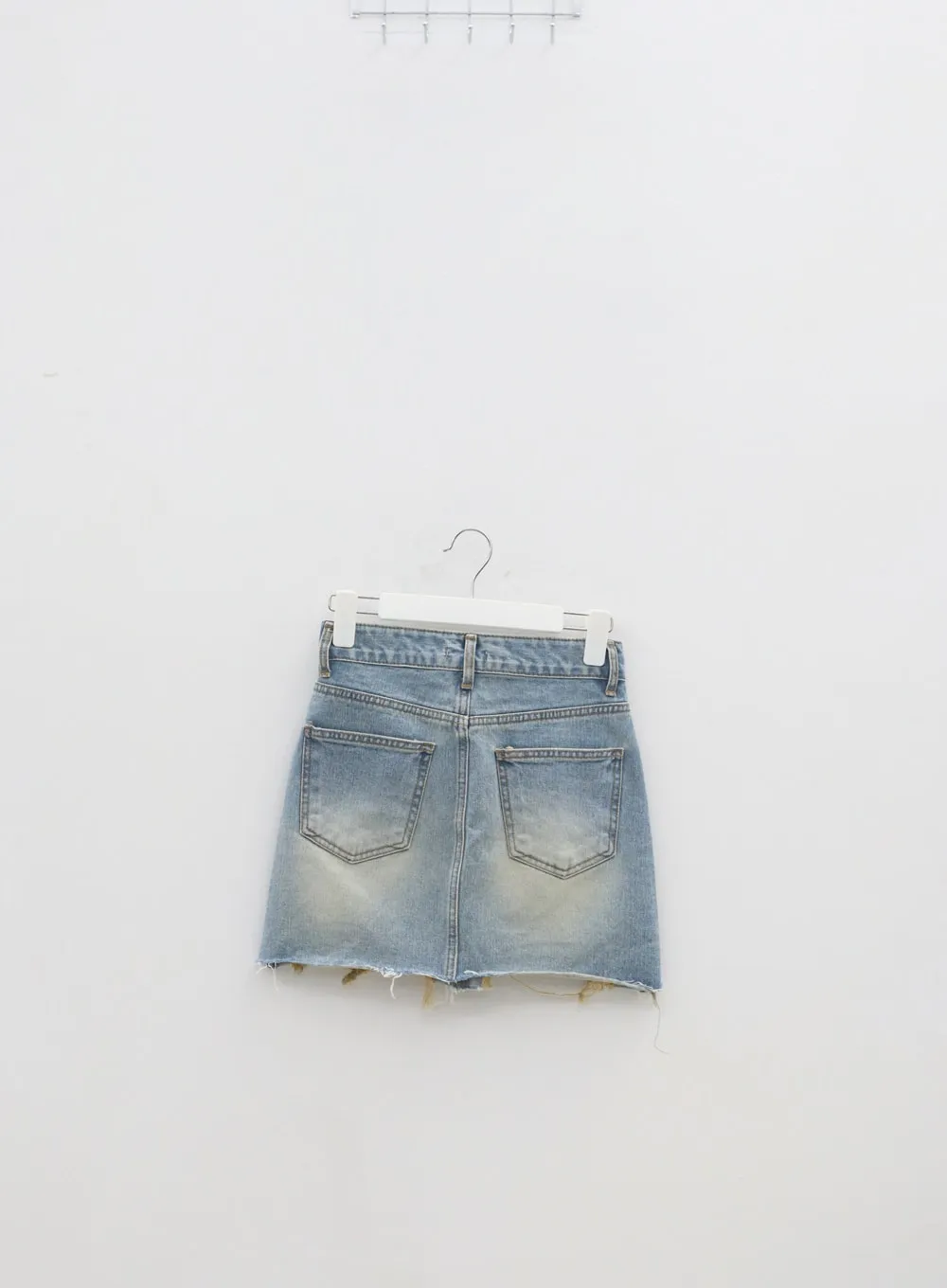 Ripped Mini Denim Skirt IA305